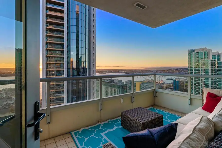 700 W E Street #2802, San Diego, CA 92101 - Image #3