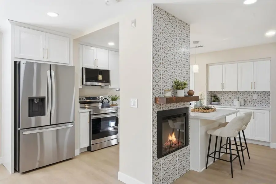 2564 Navarra Dr #115, Carlsbad, CA 92009 - Image #3