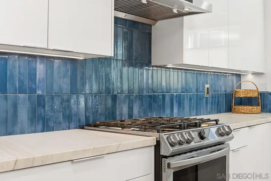 401 N Coast Hwy #303, Oceanside, CA 92054 - Image #2