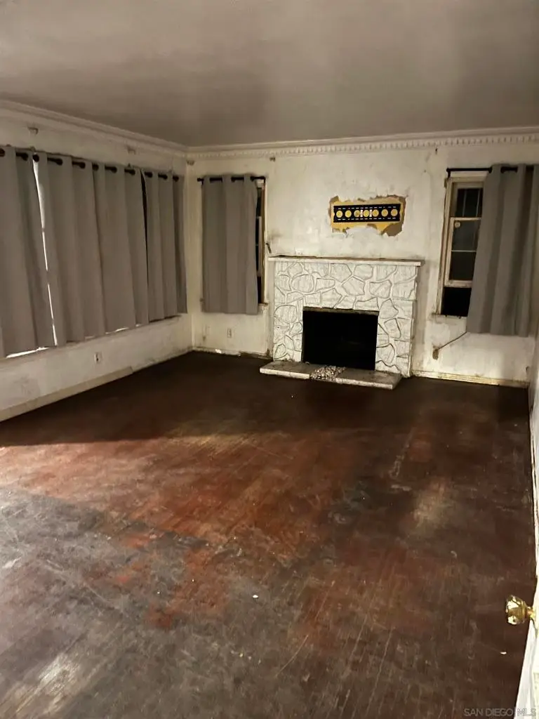 2011 S Point View Street, Los Angeles, CA 90034 - #2