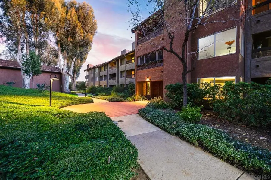 10400 Caminito Cuervo #272, San Diego, CA 92108 - #2