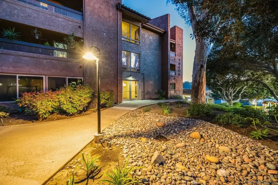 10400 Caminito Cuervo #272, San Diego, CA 92108 - #3