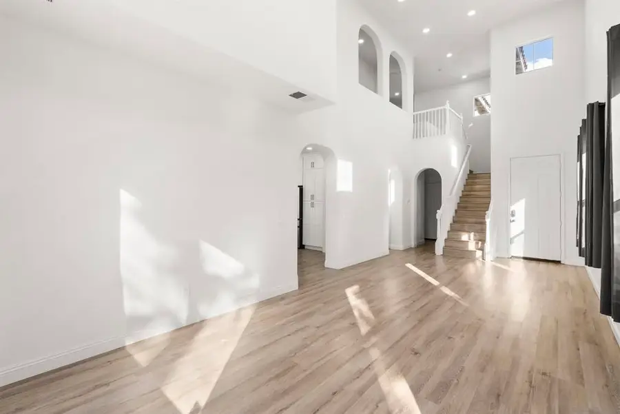 1048 Sunset Crossing Point, San Diego, CA 92154 - Image #3