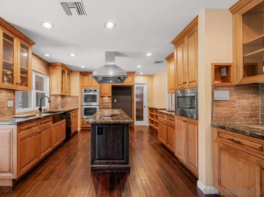 12139 Cattle King Dr, Bakersfield, CA 93306 - Image #3