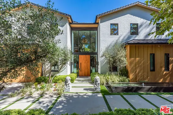 3904 Valley Meadow Road, Encino, CA 91436