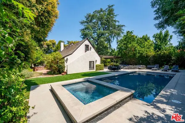23057 Sylvan Street, Woodland Hills, CA 91367