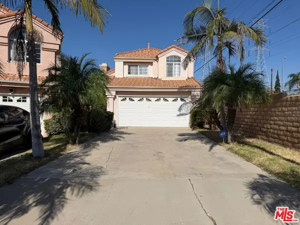 7553 Bellingham Avenue, North Hollywood, CA 91605