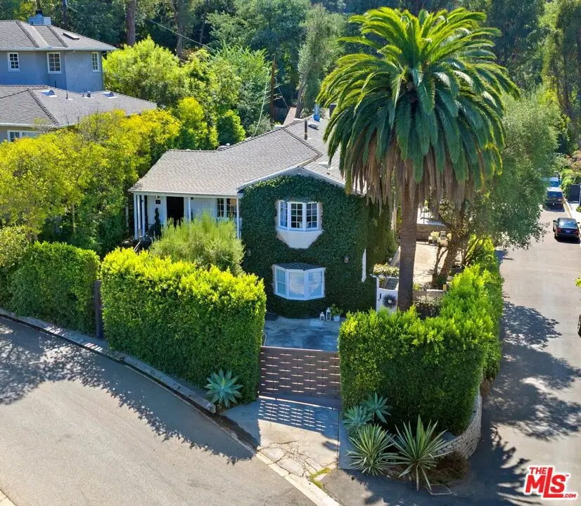 3339 Bennett Drive, Los Angeles, CA 90068 - Image #2