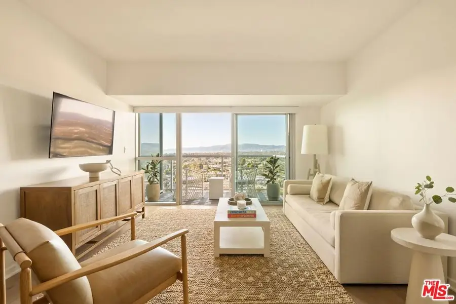 13700 Marina Pointe Drive #1410, Marina Del Rey, CA 90292 - #2