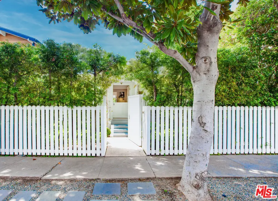 739 Superba Avenue, Venice, CA 90291 - Image #2