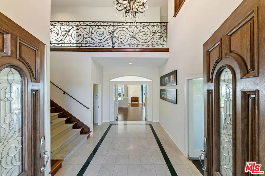 16868 Calle De Sarah, Pacific Palisades, CA 90272 - Image #3