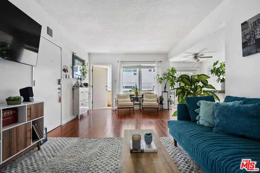 2621 Centinela Avenue #16, Santa Monica, CA 90405 - Image #2
