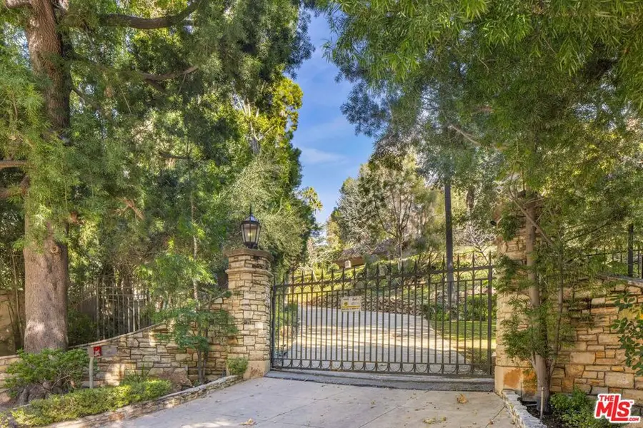 560 N Beverly Glen Boulevard, Los Angeles, CA 90077 - #2