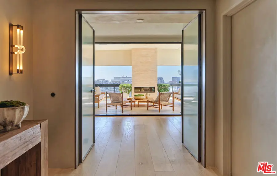 10445 Wilshire Boulevard #PH, Los Angeles, CA 90024 - Image #2