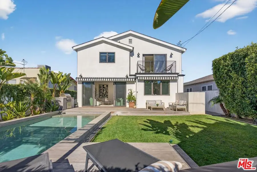 9036 W 24th Street, Los Angeles, CA 90034 - Image #2