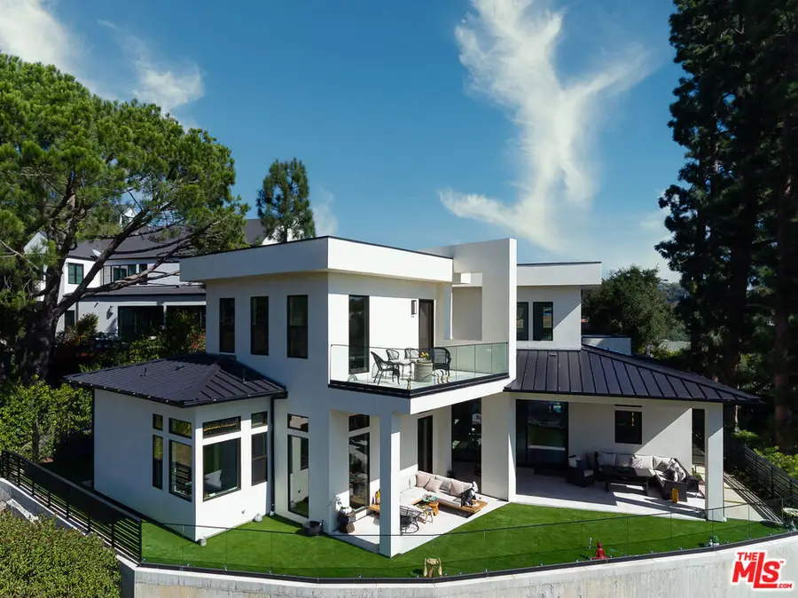 1367 Casiano Road, Los Angeles, CA 90049 - Image #2