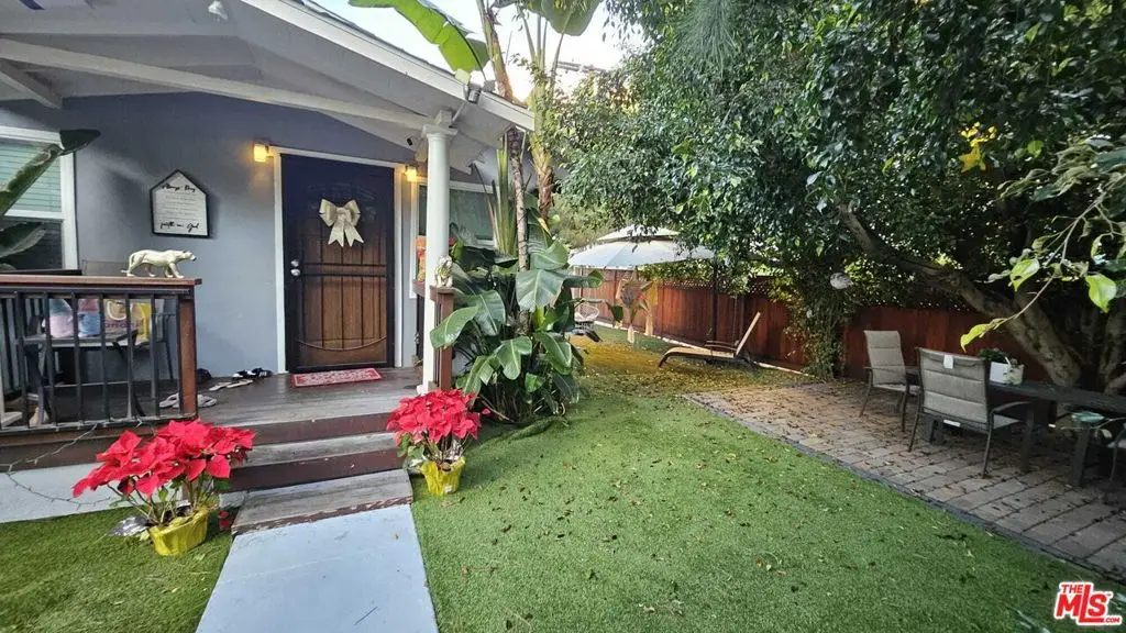 11123 Cumpston Street, North Hollywood, CA 91601 - Image #1