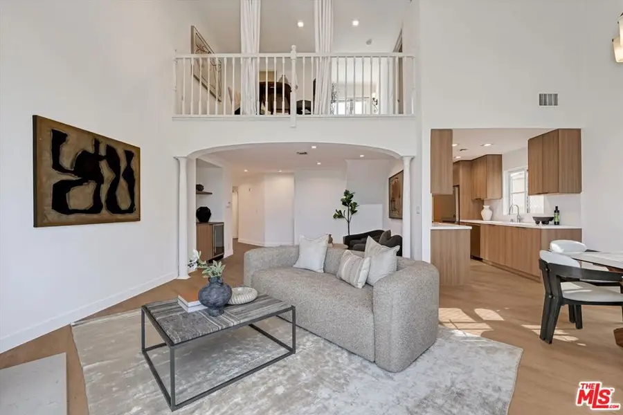 120 N Swall Drive #306, Los Angeles, CA 90048 - Image #2