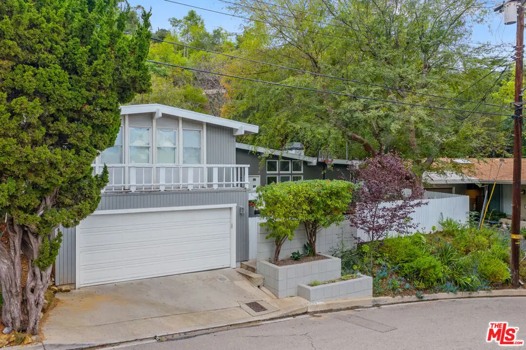 3547 Summerfield Drive, Sherman Oaks, CA 91423 - #1