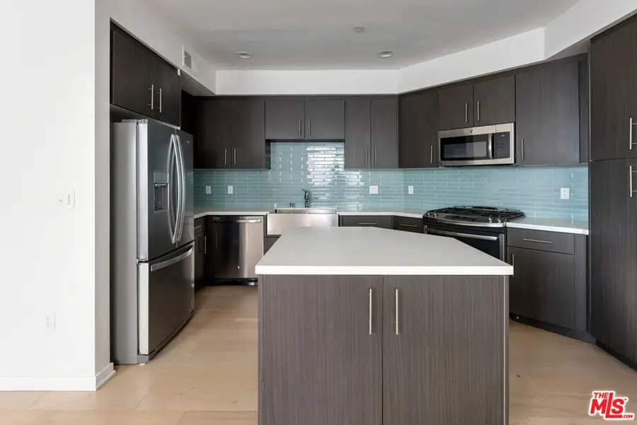 11912 Laurelwood Drive #103, Studio City, CA 91604 - #3