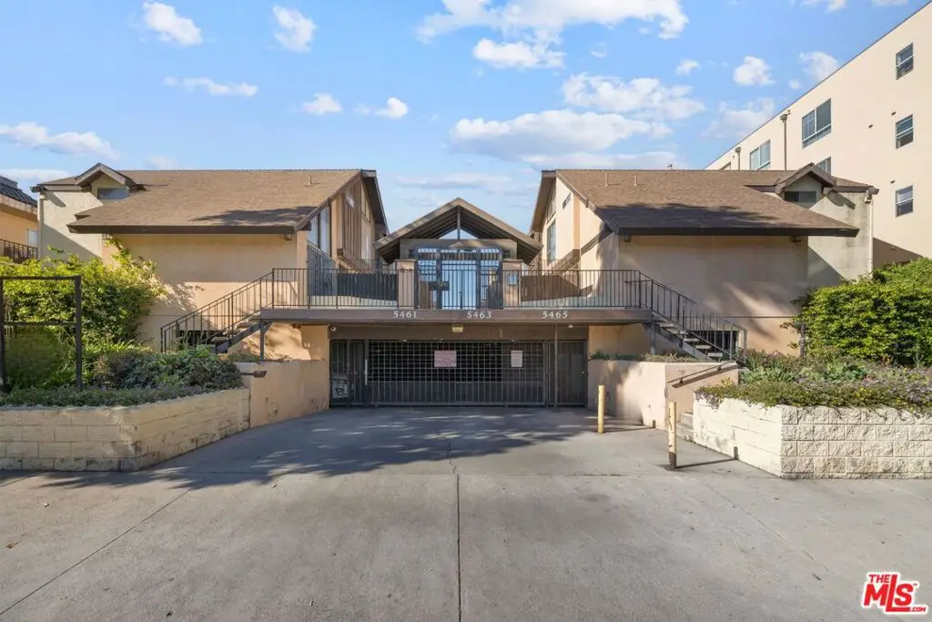 5461 Newcastle Avenue #6, Encino, CA 91316 - #1