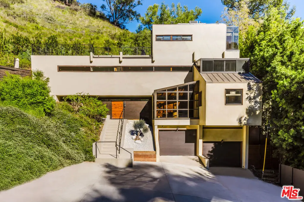 10443 Corfu Lane, Los Angeles, CA 90077 - Image #1