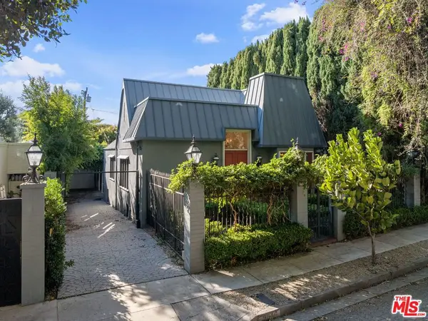 9044 Elevado Street, West Hollywood, CA 90069