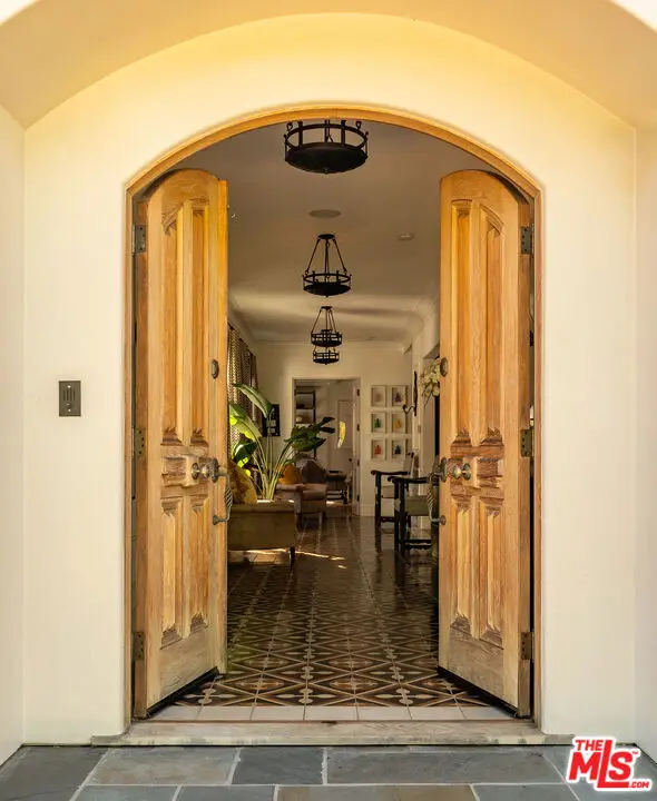 523 N Beverly Drive, Beverly Hills, CA 90210 - Image #2