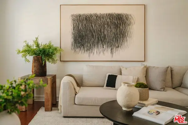 951 Granville Avenue #PH2, Los Angeles, CA 90049