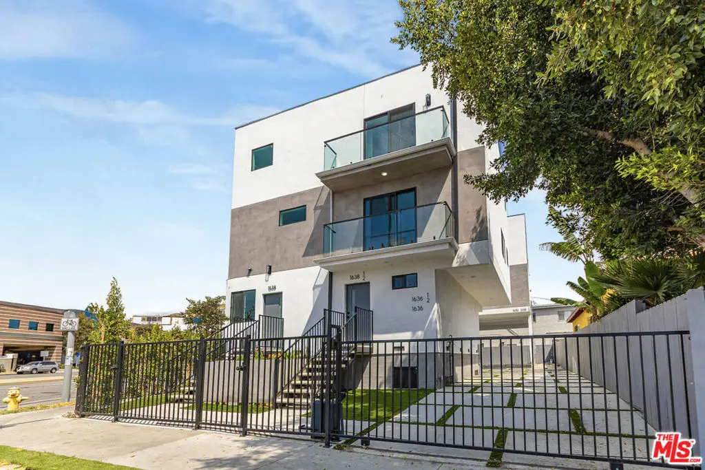 1636 Longwood Avenue, Los Angeles, CA 90019 - Image #1