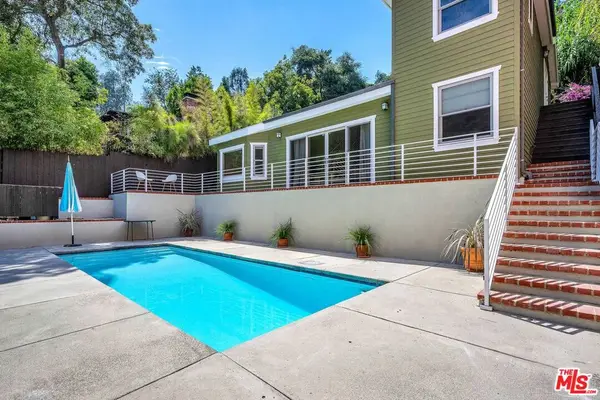 8621 Lookout Mountain Avenue, Los Angeles, CA 90046