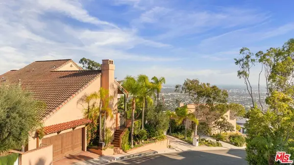 1888 N Crescent Heights Boulevard, Los Angeles, CA 90069