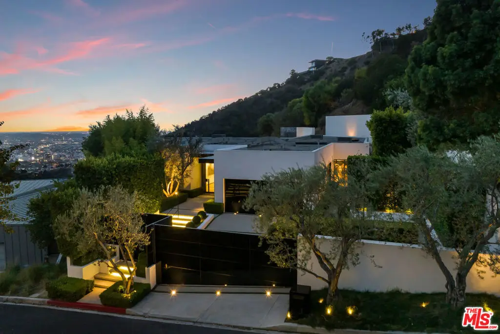 1877 Rising Glen Road, Los Angeles, CA 90069 - Image #1