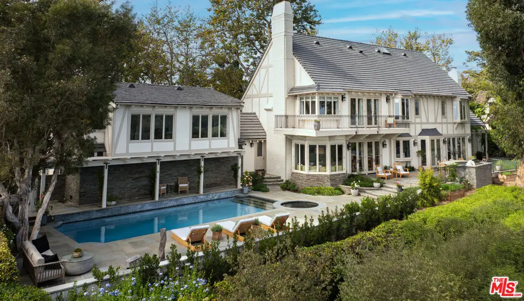 644 Amalfi Drive, Pacific Palisades, CA 90272 - Image #1