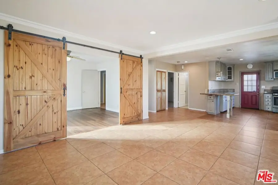 2015 N Belhaven Avenue, Los Angeles, CA 90059 - Image #2