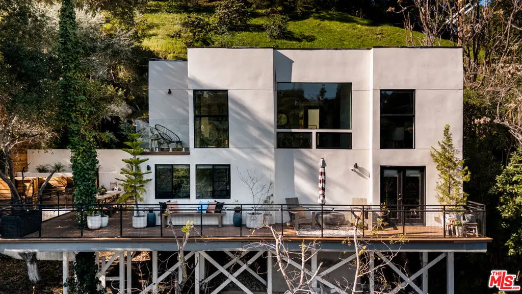 3760 Avenida Del Sol, Studio City, CA 91604 - Image #1