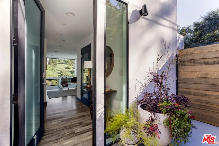 3760 Avenida Del Sol, Studio City, CA 91604 - Image #2