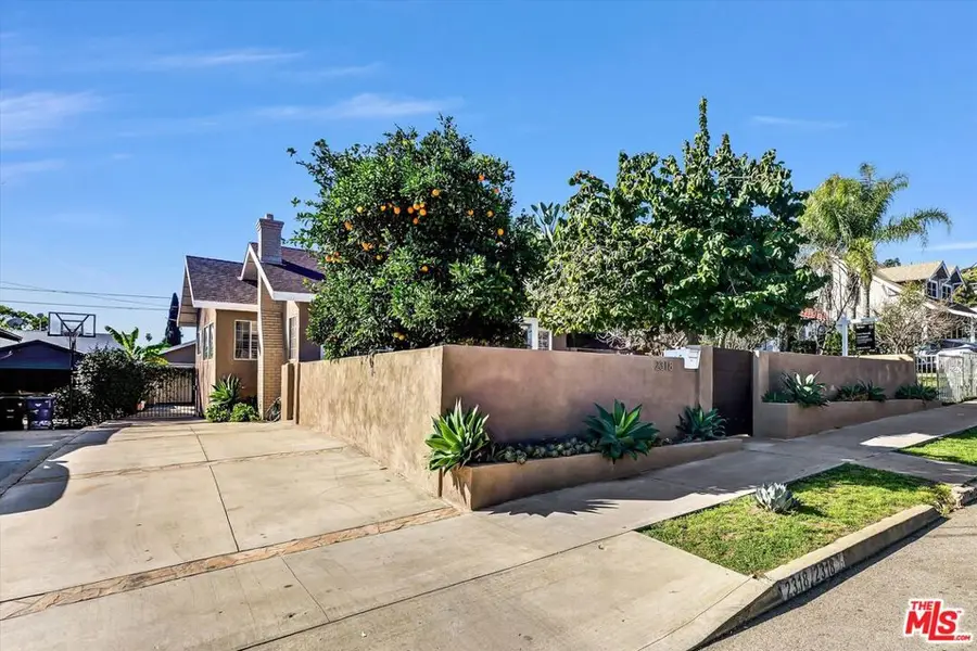 2318 Yosemite Drive, Los Angeles, CA 90041 - Image #2