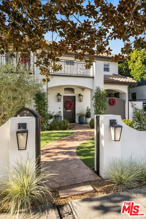 3721 Meier Street, Los Angeles, CA 90066 - Image #1