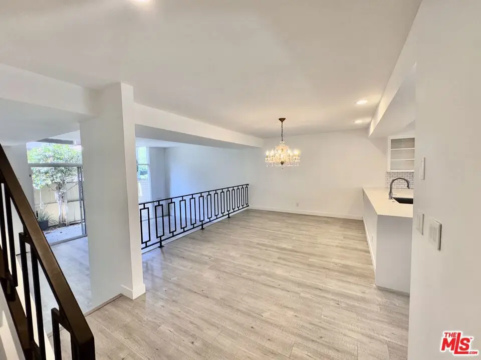 5346 Fairview Boulevard, Los Angeles, CA 90056 - #1