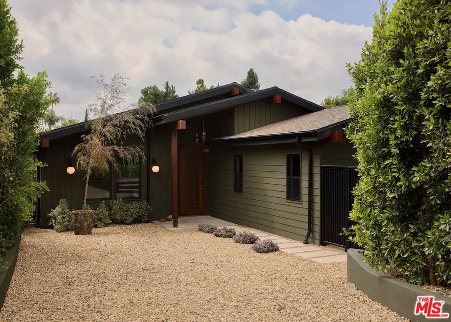 12406 La Maida Street, Valley Village, CA 91607 - Image #2