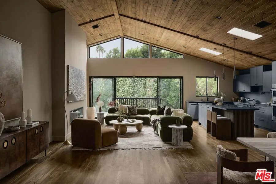 12406 La Maida Street, Valley Village, CA 91607 - Image #3