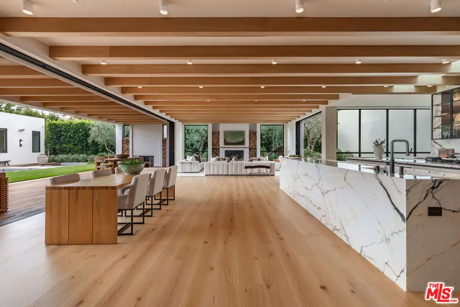 1307 N Doheny Drive, Los Angeles, CA 90069 - Image #3