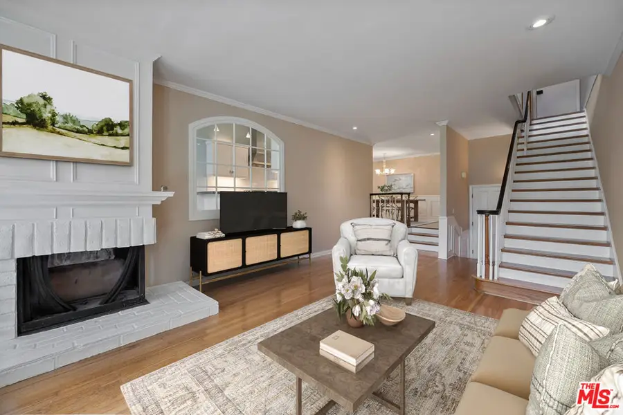 17099 Palisades Circle, Pacific Palisades, CA 90272 - Image #2