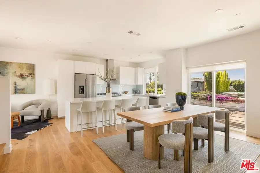 11724 Culver Boulevard #8, Los Angeles, CA 90066 - Image #2