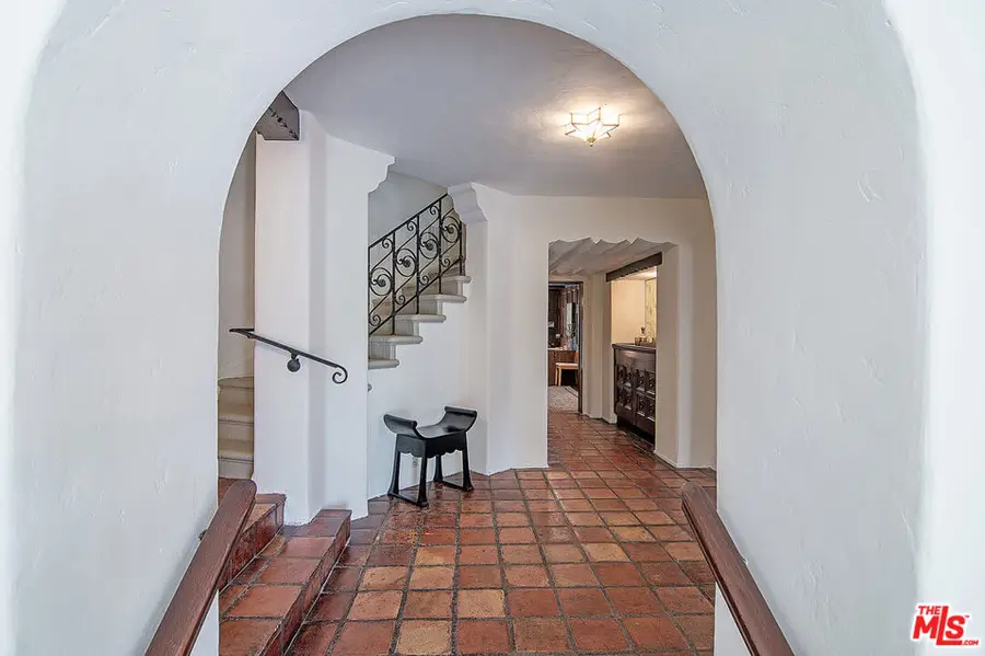 120 S Fuller Avenue, Los Angeles, CA 90036 - #3