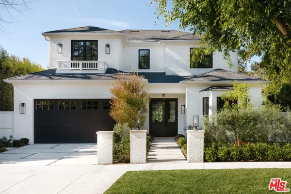 427 N Bundy Drive, Los Angeles, CA 90049