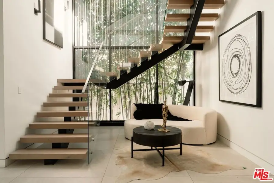 818 N Curson Avenue, Los Angeles, CA 90046 - Image #2