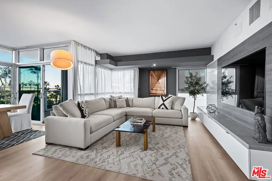 13700 Marina Pointe Drive #624, Marina Del Rey, CA 90292 - Image #3