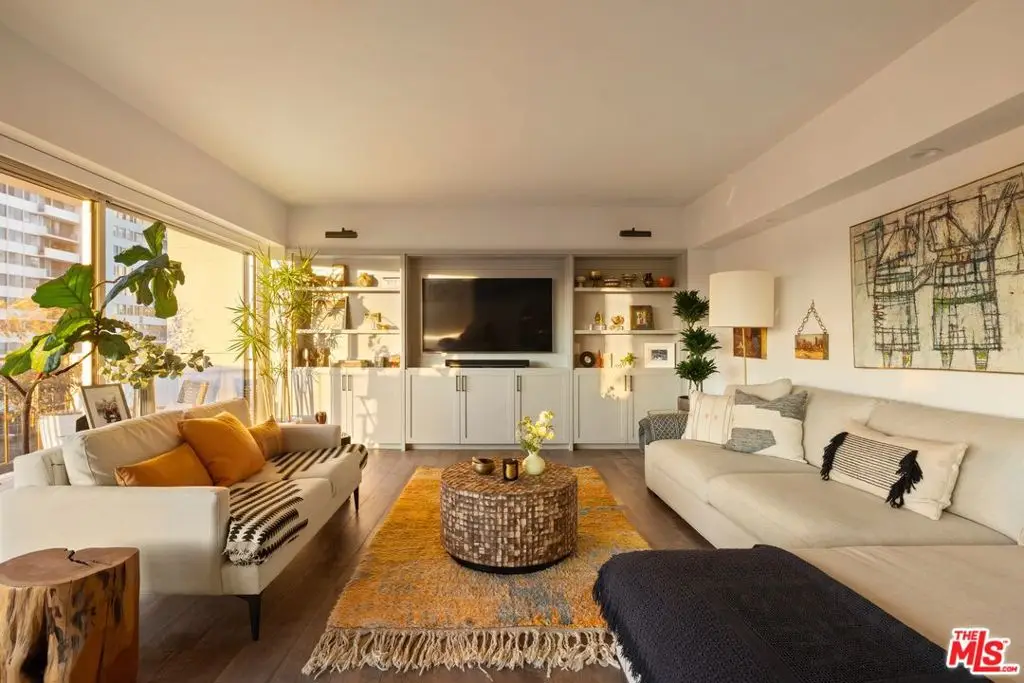 10450 Wilshire Boulevard #7E, Los Angeles, CA 90024 - Image #1